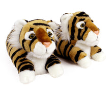 Load image into Gallery viewer, Tiger Slippers 3/4 View